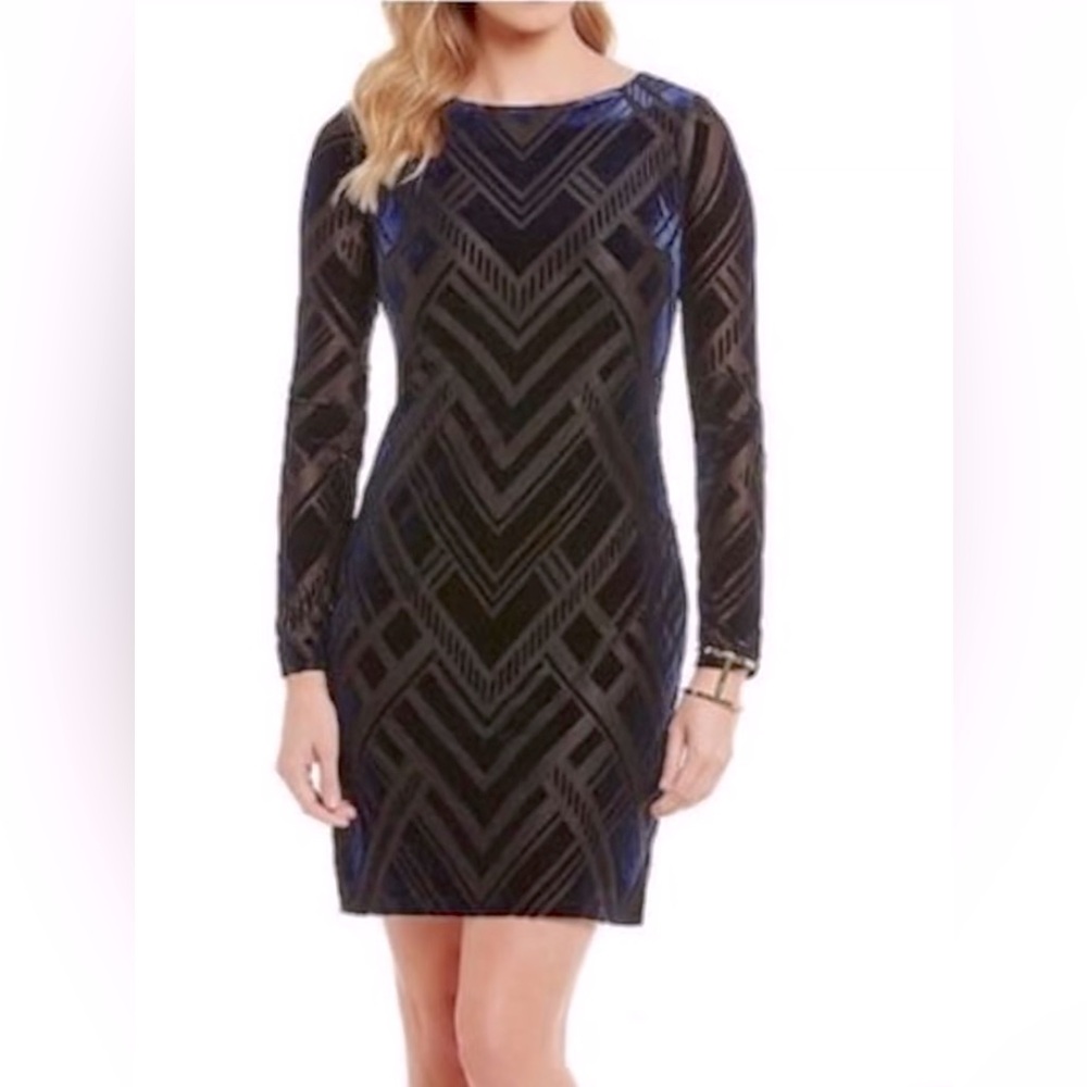 Vince Camuto Women’s Velvet Burnout Long Sleeve Dress size 2 Dark Blue Party